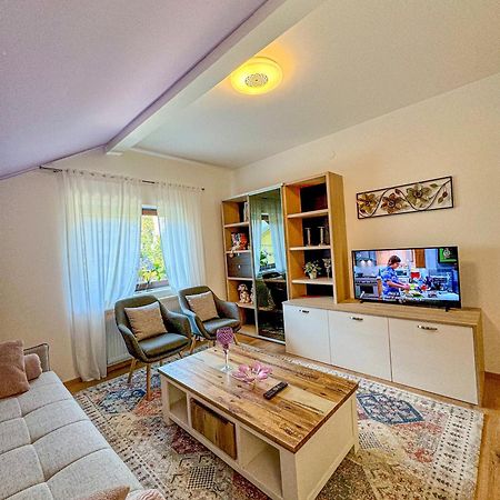 Apartman Mibel Zagreb Bagian luar foto