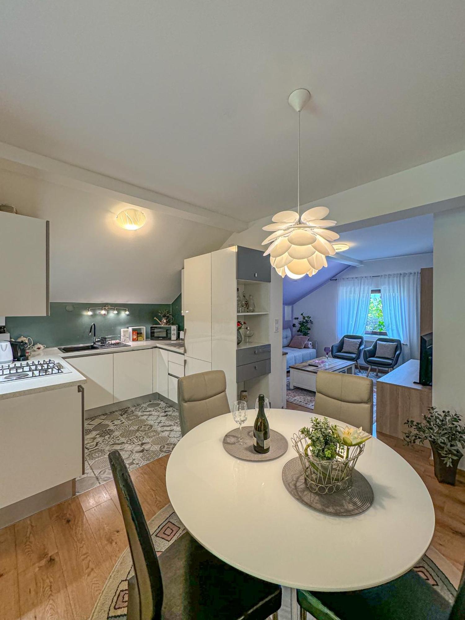 Apartman Mibel Zagreb Bagian luar foto