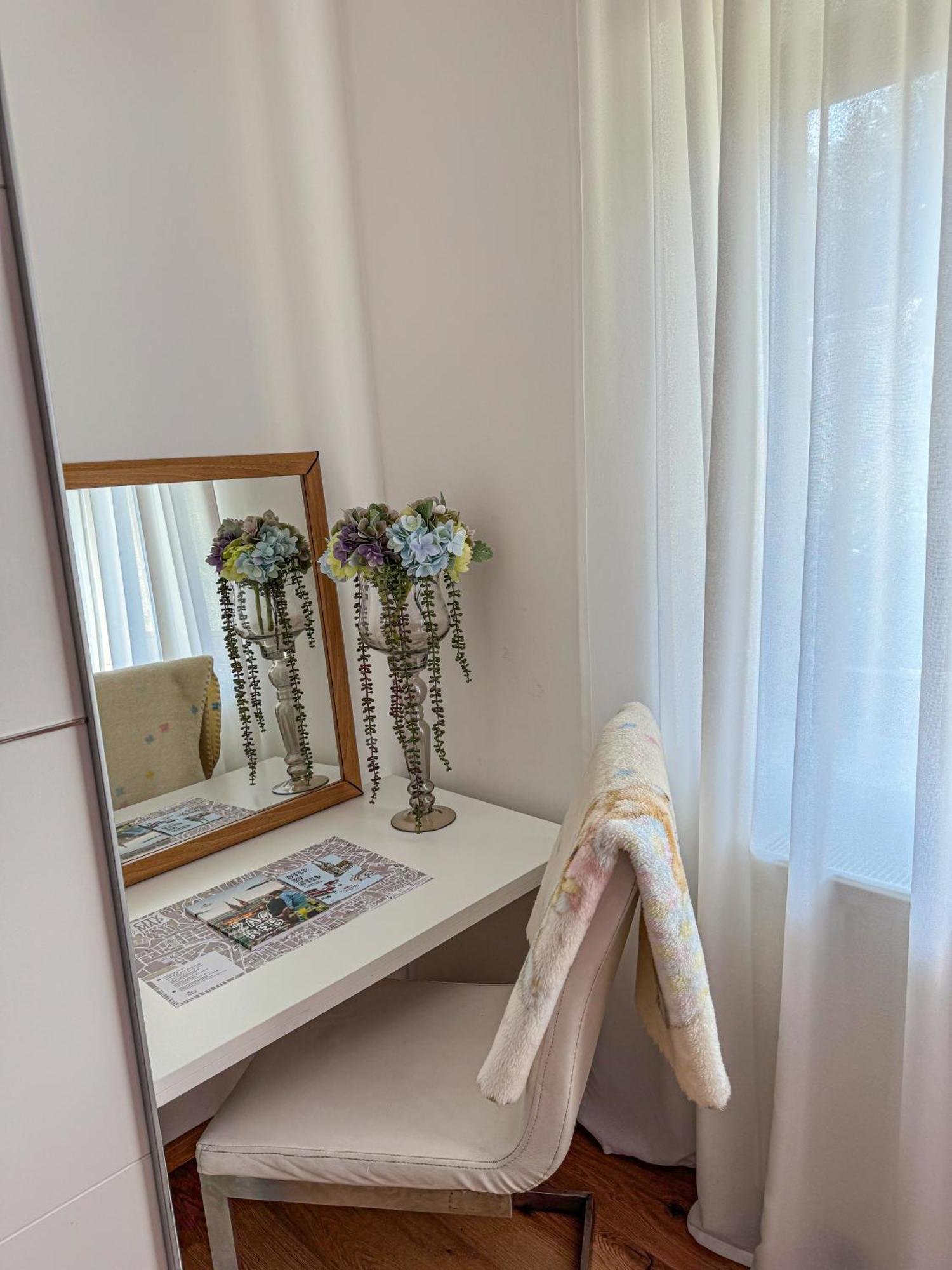 Apartman Mibel Zagreb Bagian luar foto